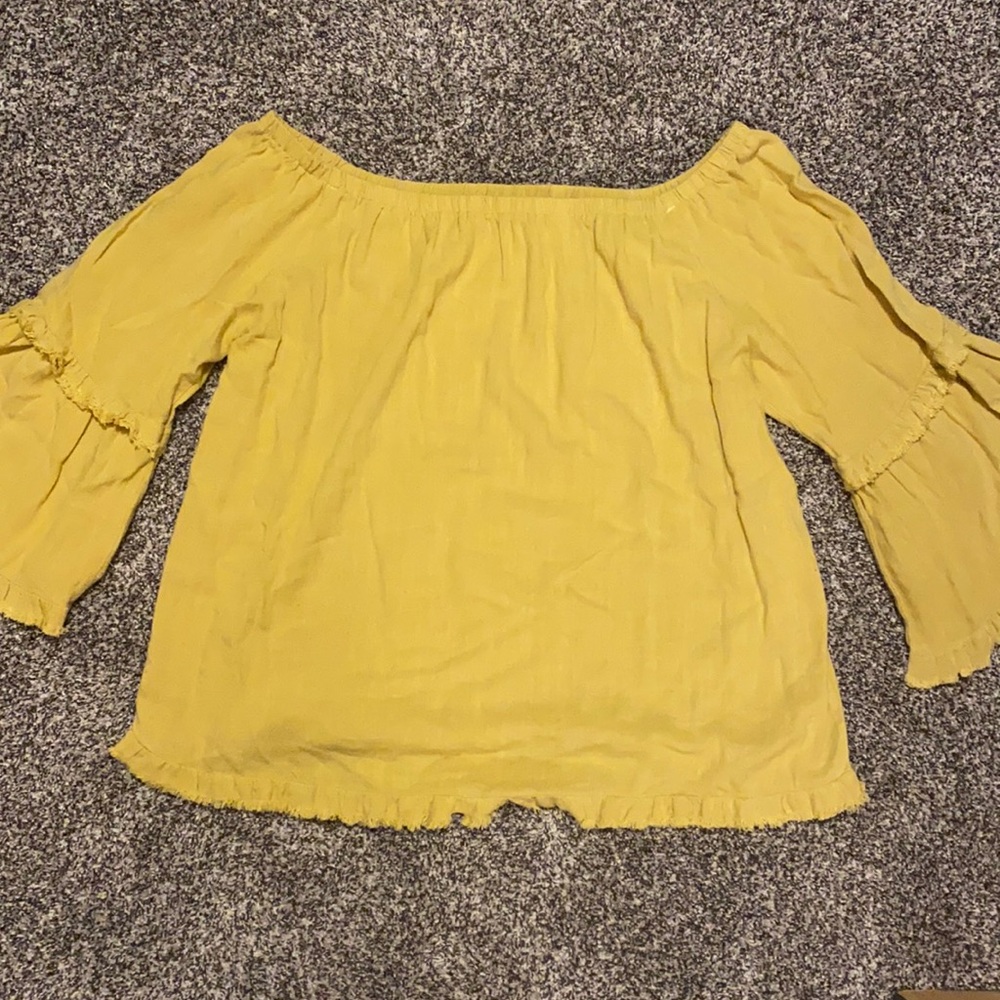 Umgee off the shoulder mustard top